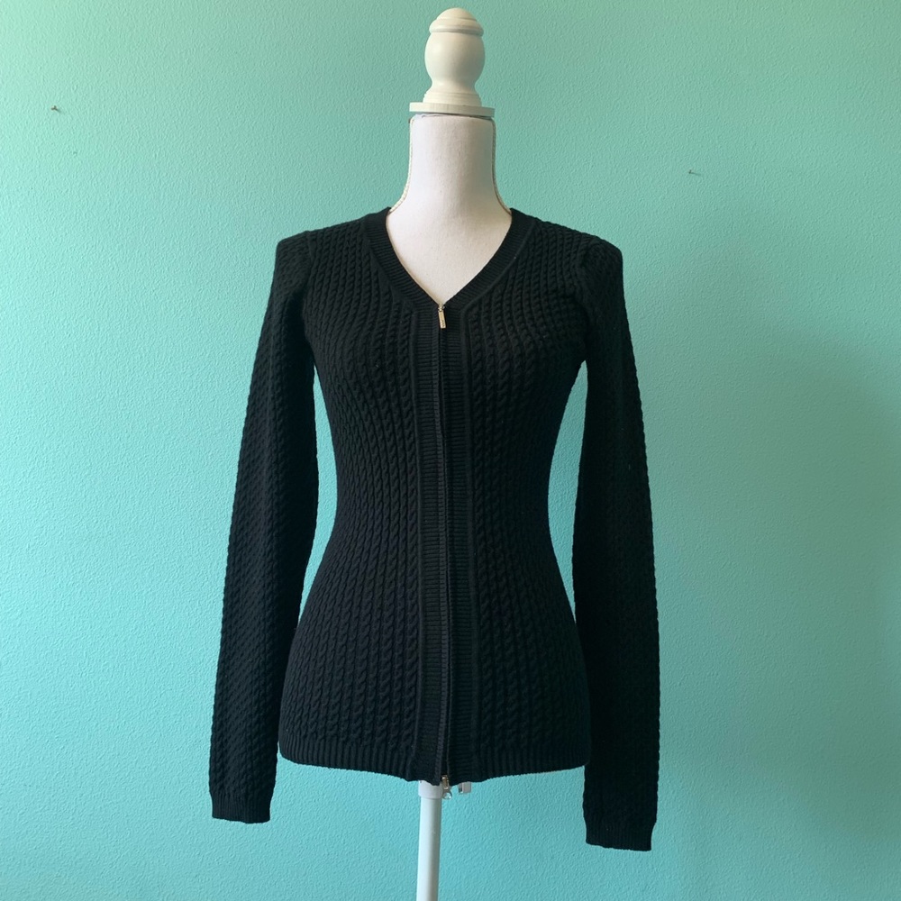 Jofit golf / tennis black cable knit sweater